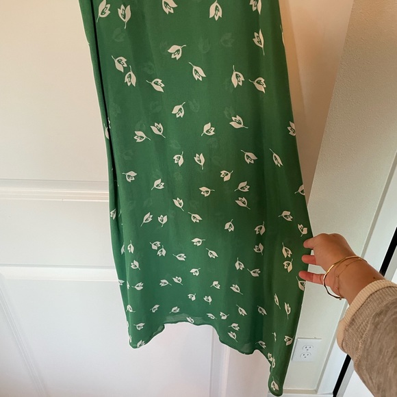 Reformation nectar dress - green slip dress - Picture 5 of 8